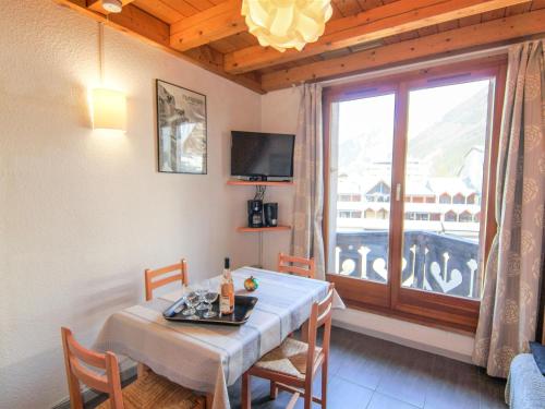 Apartment Le Triolet-8 by Interhome