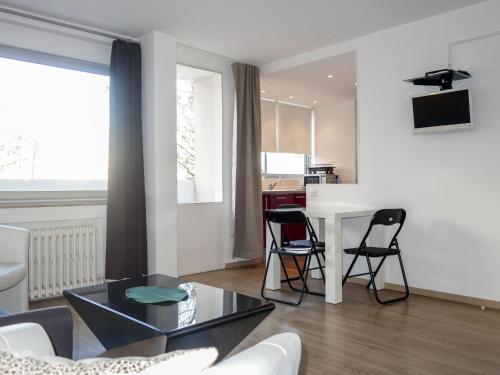 Apartment Le Corsaire-5 by Interhome