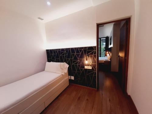 Hostal Laia by gaiarooms