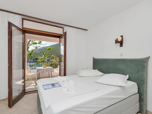 Posteľ alebo postele v izbe v ubytovaní Apartment Rubin-10 by Interhome