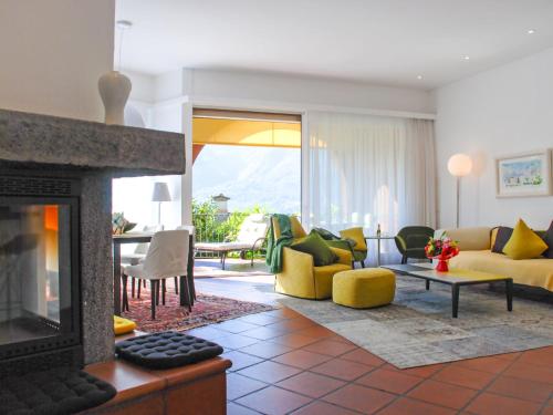 Afbeelding uit fotogalerij van Apartment Condominio Les Hirondelles by Interhome in Orselina