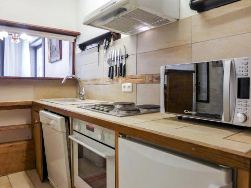 Apartment Jonquilles-15 by Interhome