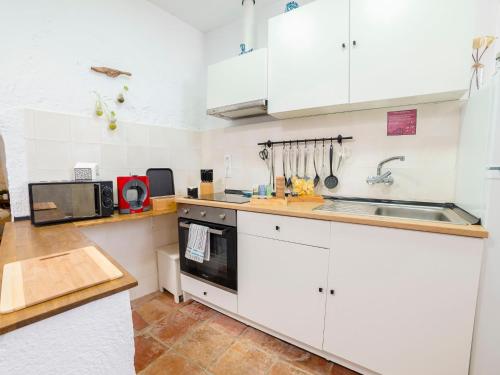 Holiday Home Cueva de Lindaraja by Interhome