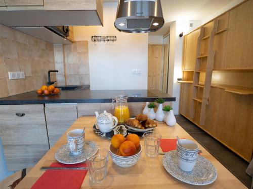 Studio Le Curling B - Val Claret-39 by Interhome