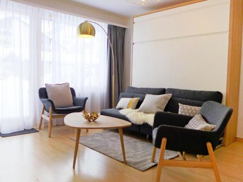 Posezení v ubytování Apartment Le Mans by Interhome