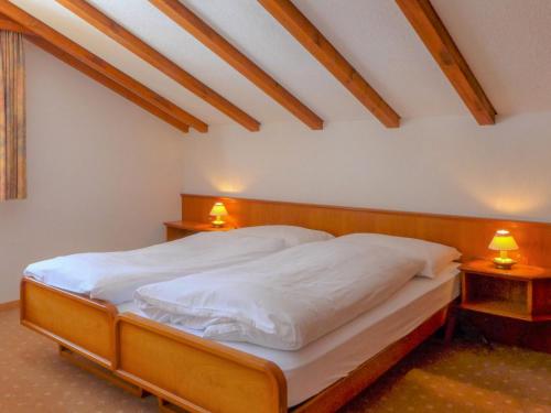 Postel nebo postele na pokoji v ubytování Apartment Pia-2 by Interhome