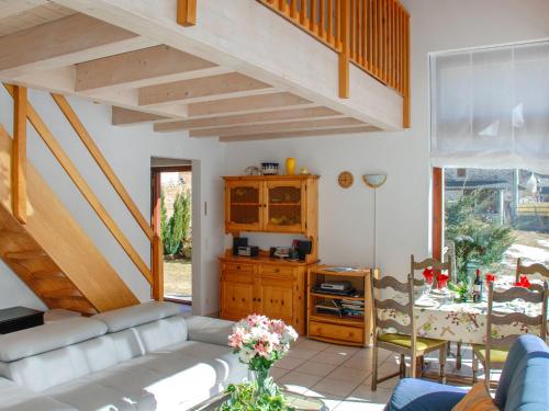 Posezení v ubytování Apartment ai Casell by Interhome