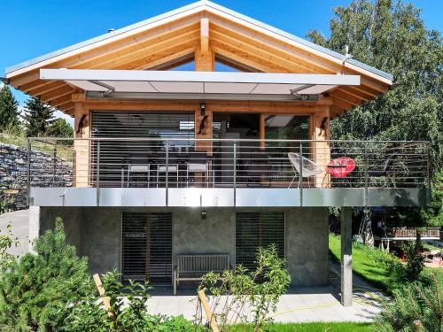 Chalet Les penguins by Interhome