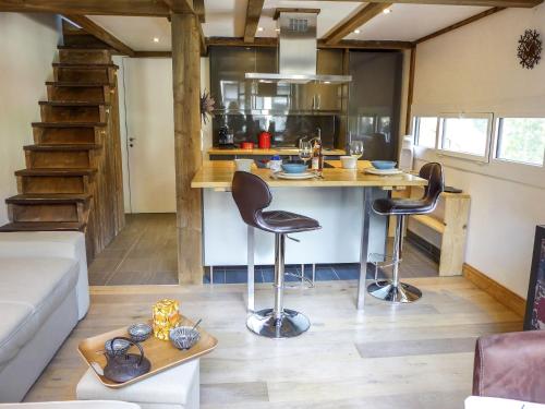 Apartment Grand Roc-5 by Interhome