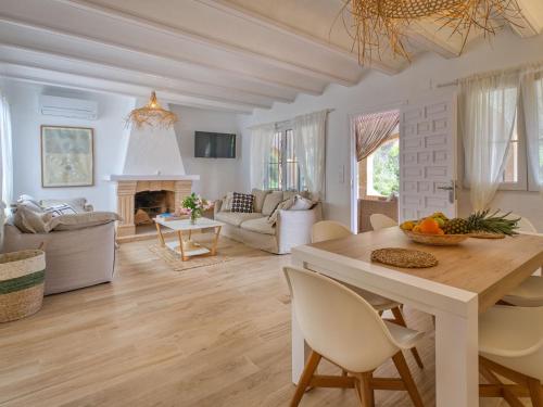 Villa Villa Louise by Interhome