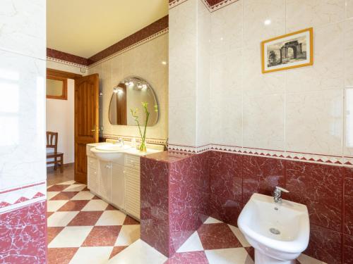 Bilik mandi di Holiday Home Cal Juan by Interhome