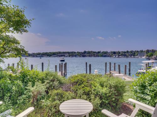 105 Edgewater Inn – Photos 4