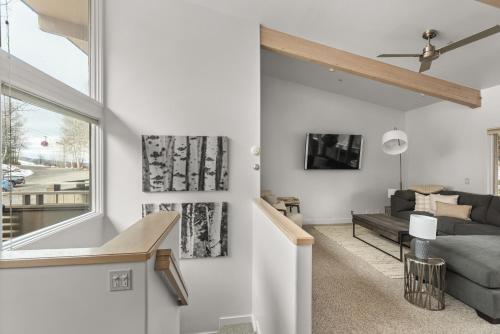 Standard 2 Bedroom Aspen Alps #407 tesisinde mutfak veya mini mutfak