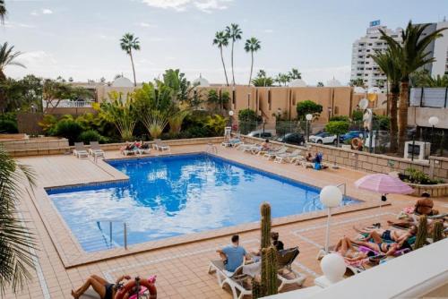 319 MODERN ACCOMMODATION,SEA VIEW AND POOl