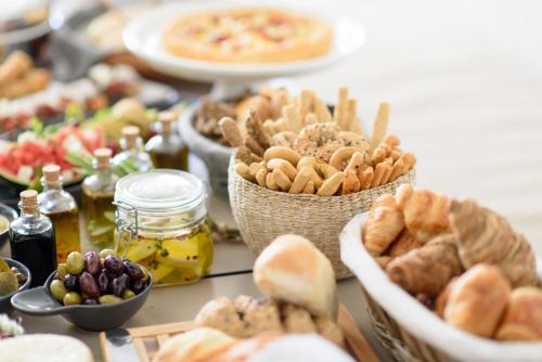 Jídlo v hotelu nebo okolí