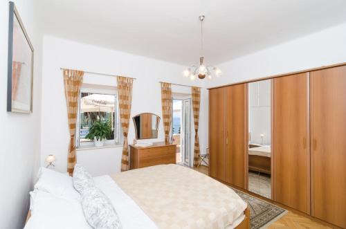 Apartments Davor