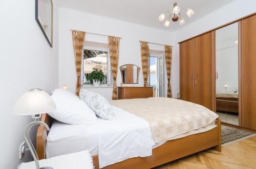 Apartments Davor