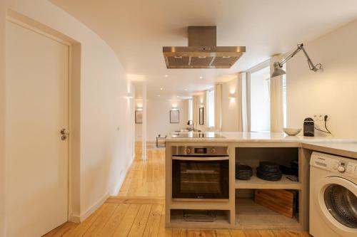 The Yellow House - Duplex