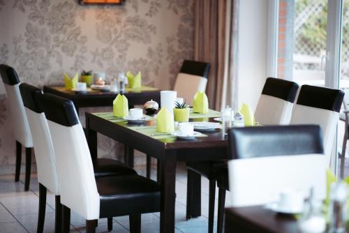 Un restaurante o sitio para comer en Boutiquehotel Myn Utspann