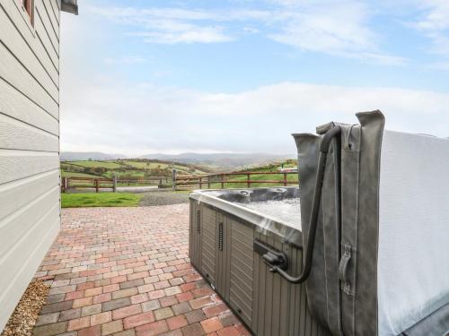 Highland View – Photos 3