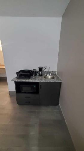 Una cocina o cocineta en Crestview Inn