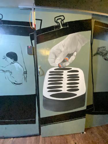 a sign with a picture of a toaster at Hikers Sleep Port Guesthouse in Cameron Highlands