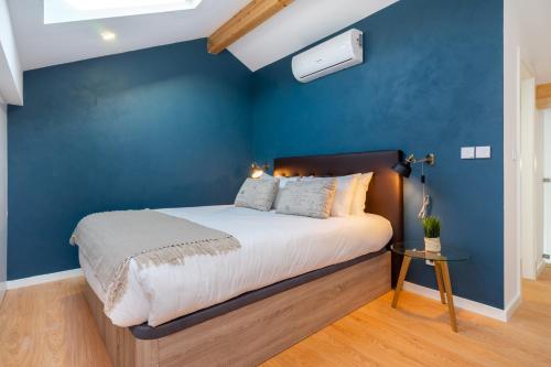 WHome Riverside View Premium Apartment w/ AC & Terrace