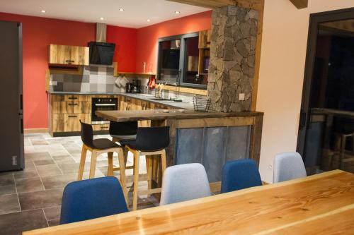 Gallery image of Chalet de standing 9P avec sauna & salle d'escalade in La Bresse