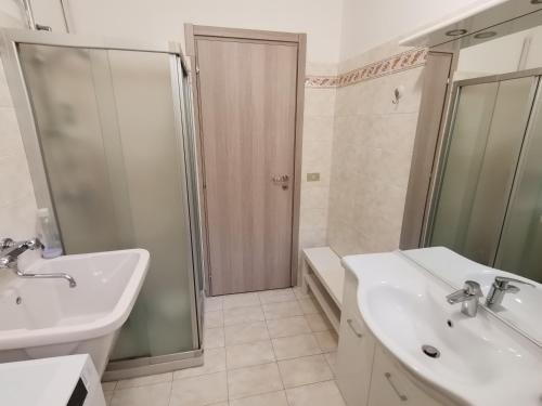 Bilik mandi di Appartamento IL PRESTIGIO