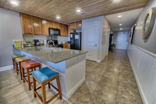 PierPark 2BR Beachfront Luxury Condo w View Sterling Breeze Resorts photo 21