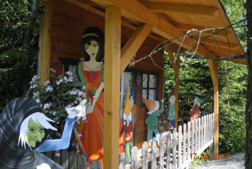 Fotografie z fotogalerie ubytování Hotel Gasthof Seeblick v destinaci Zeutschach
