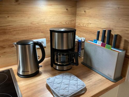 Kemudahan buat kopi dan teh di Ferienwohnung Fridolin