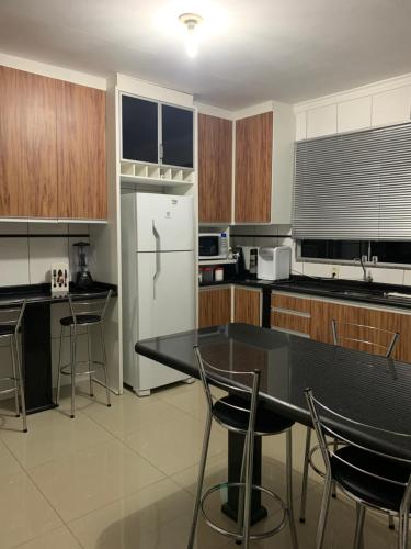 Dapur atau dapur kecil di Casa Oliveiras