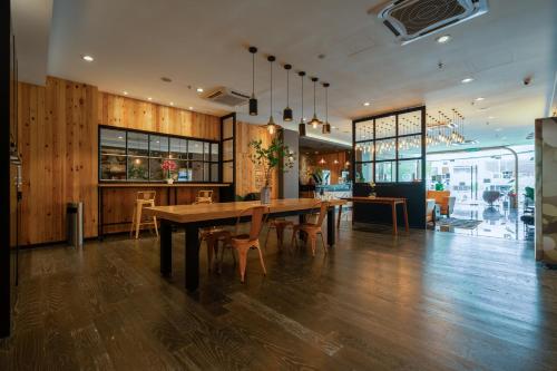 Un restaurante u otro lugar para comer en Summer Tree Hotel Penang