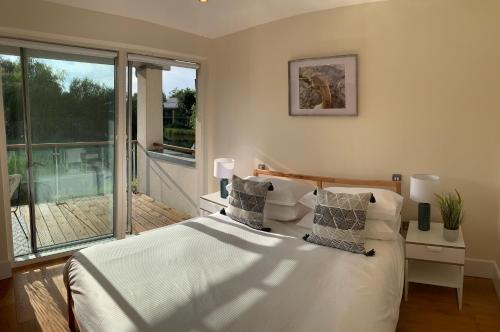 Gallery image of Harrier Lodge in Cirencester