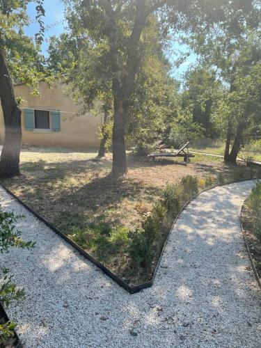 Κήπος έξω από το Le Bois De La Cour