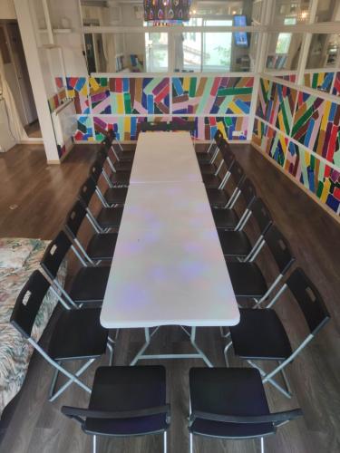 logement entier a 15 mn d'Avignon, 10mn d'Orange deux chambres