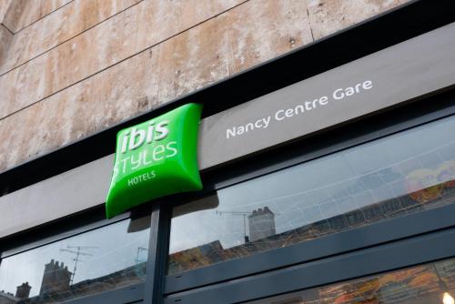 a sign in front of a building with a medical centre at ibis Styles Nancy Centre Gare in Nancy