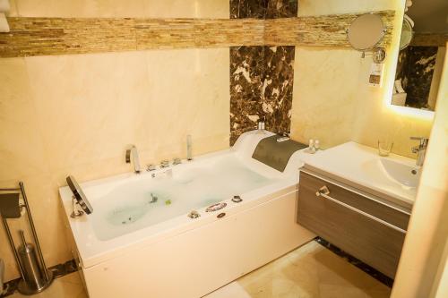 Gallery image of Hotel Perce Neige in Ifrane