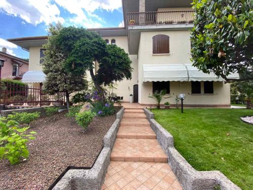 Gallery image of Apartments in Sirmione/Gardasee 22559 in Sirmione