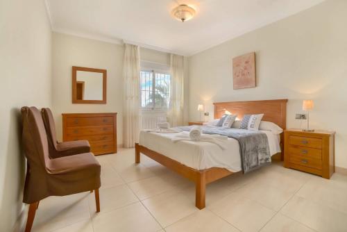 Gallery image of Villa Maximo - PlusHolidays in Calpe