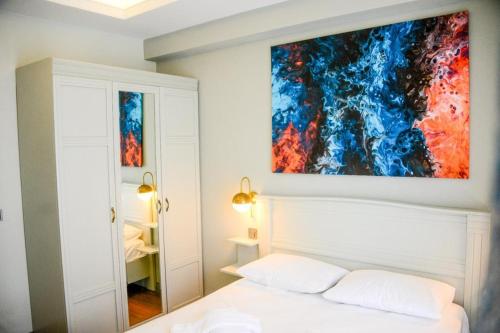 เตียงในห้องที่ BELEK PRIVATE VILLA WITH POOL NEAR THE beach