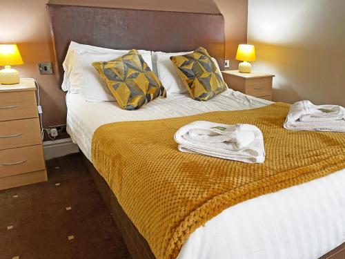 Superior King Suite