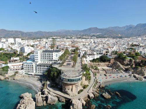 Nerja Sun Apartments Lola Bajamar