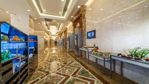 Μια τηλεόραση ή/και κέντρο ψυχαγωγίας στο InterContinental Chengdu Global Center by IHG