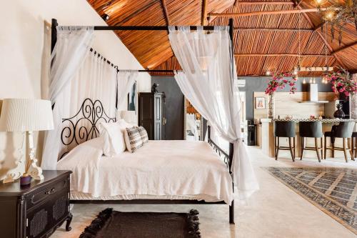 Ένα ή περισσότερα κρεβάτια σε δωμάτιο στο Sexy Loft Tulum