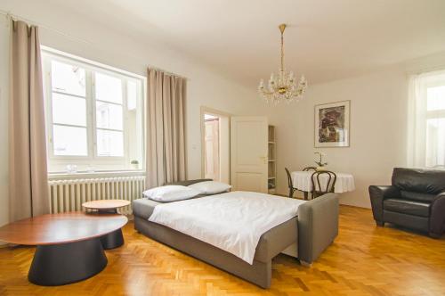 Gallery image of Wishlist Prague Residences - Charles Bridge Karlova in Prague