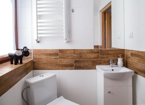 Ένα μπάνιο στο Miedzy Owcami B&B