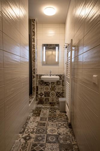 Ein Badezimmer in der Unterkunft Brinkzicht Diever, appartement Maaike