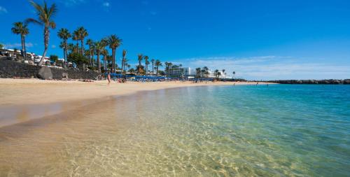 T2 RESIDENCE ATALAYA PUERTO DEL CARMEN LANZAROTE NOUVEAU appartement entièrement rénove